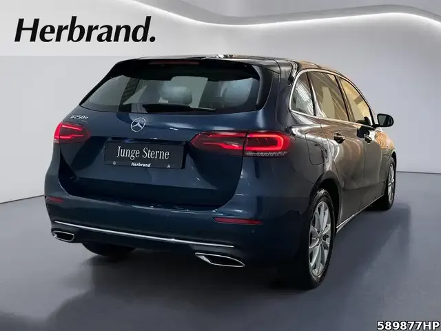 Mercedes-Benz B 250
