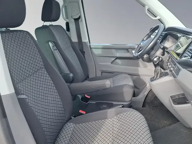 Volkswagen T6.1 Caravelle