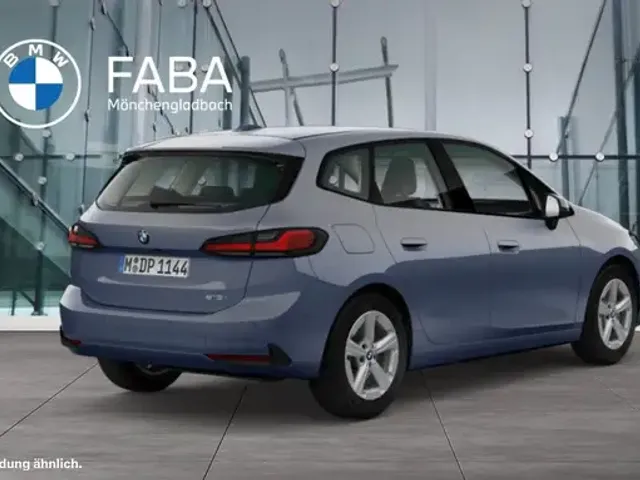 BMW 216