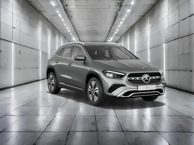 Mercedes-Benz GLA 200