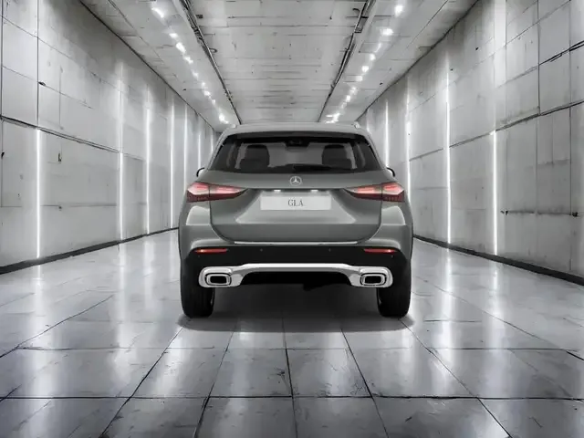 Mercedes-Benz GLA 200