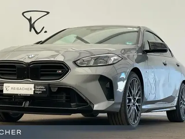 BMW 235