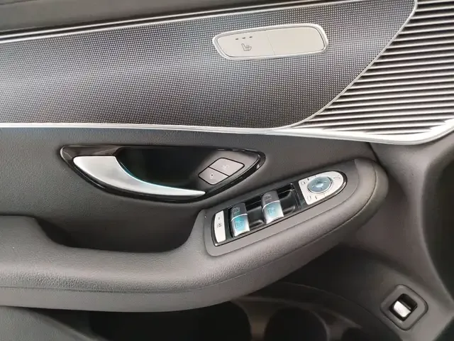 Mercedes-Benz Sonstiges