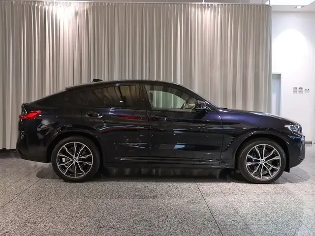 BMW X4 M