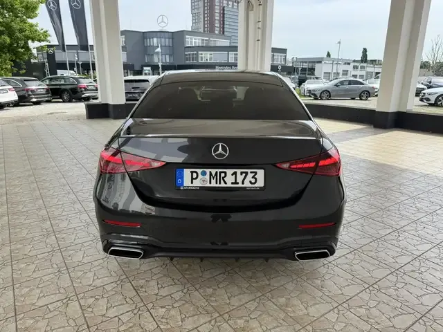 Mercedes-Benz C 220