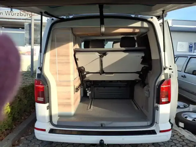 Volkswagen T6.1 California