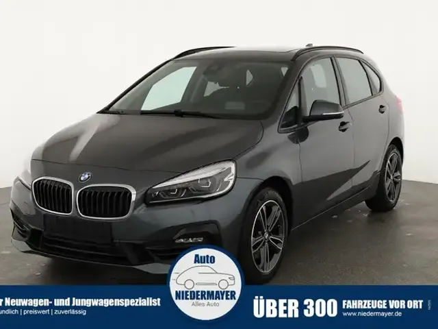 BMW 220