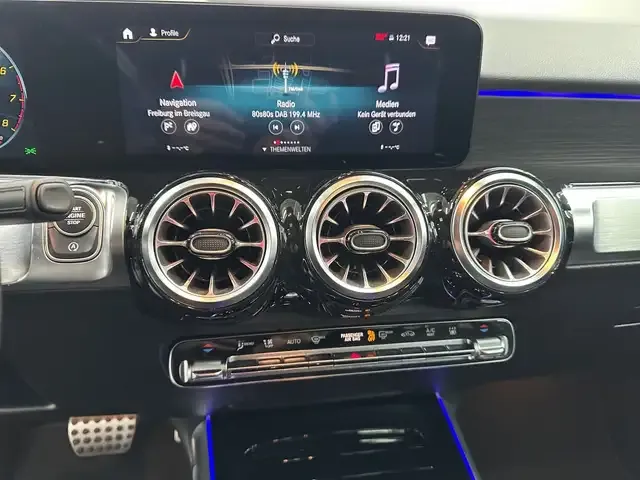 Mercedes-Benz GLB 250