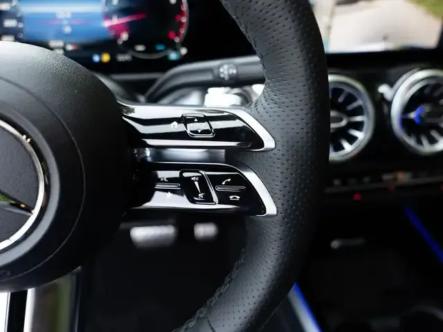 Mercedes-Benz GLB 250