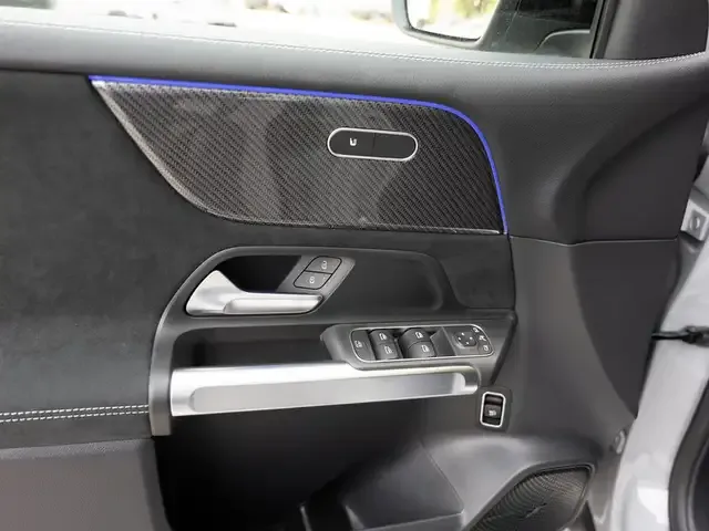 Mercedes-Benz GLB 250