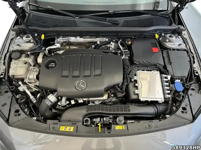 Mercedes-Benz A 220