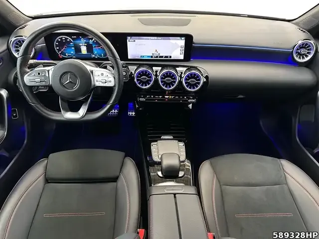 Mercedes-Benz A 220