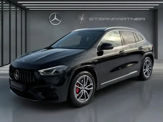 Mercedes-Benz GLA 35 AMG