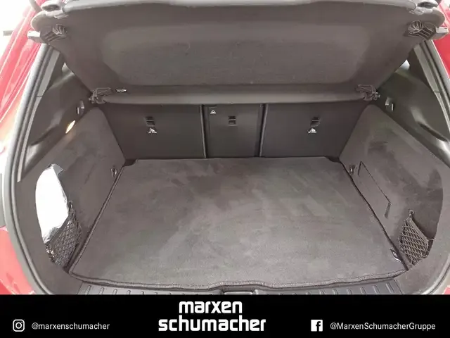 Mercedes-Benz GLA 220