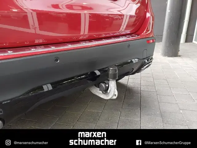 Mercedes-Benz GLA 220