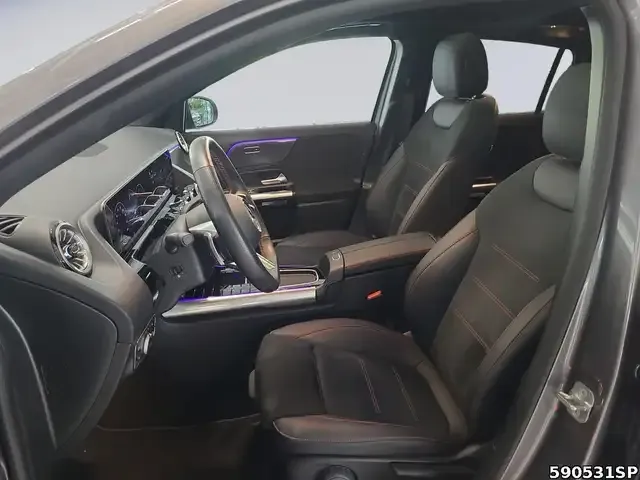 Mercedes-Benz GLA 220