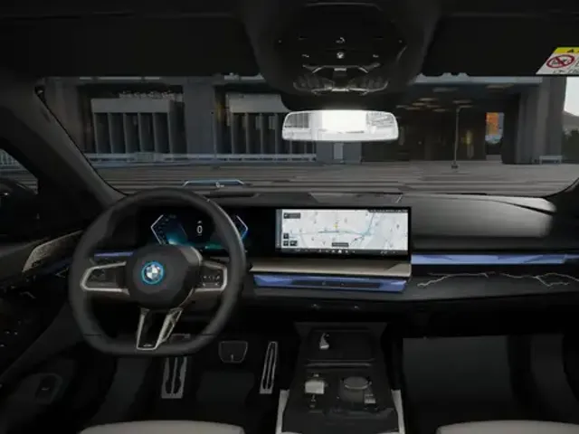 BMW i5