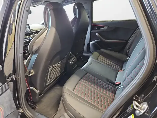 Audi RS4