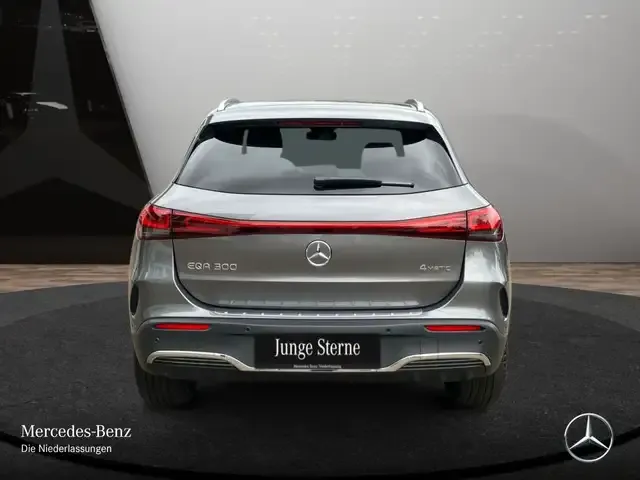 Mercedes-Benz EQA 300