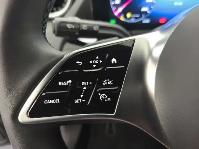 Mercedes-Benz GLA 180