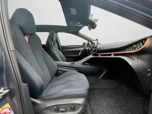 CUPRA Tavascan