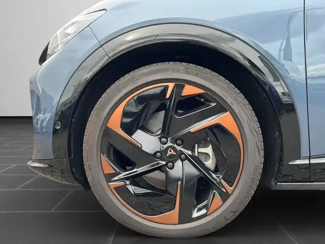 CUPRA Tavascan