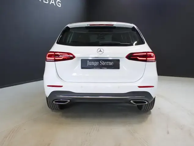 Mercedes-Benz B 250