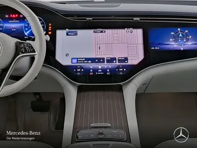 Mercedes-Benz EQS SUV