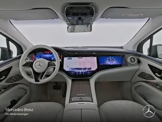 Mercedes-Benz EQS SUV