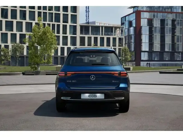 Mercedes-Benz EQB 350