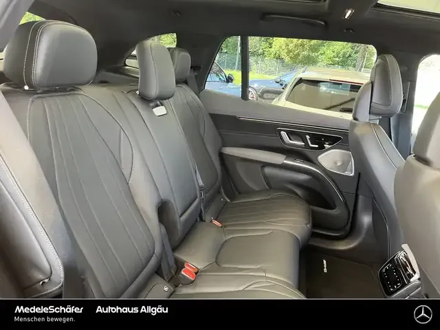 Mercedes-Benz EQS SUV