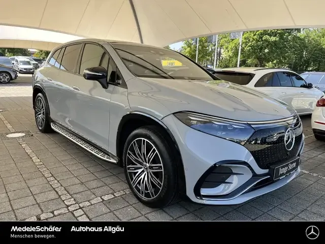 Mercedes-Benz EQS SUV