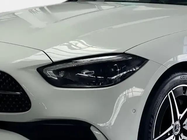 Mercedes-Benz C 400