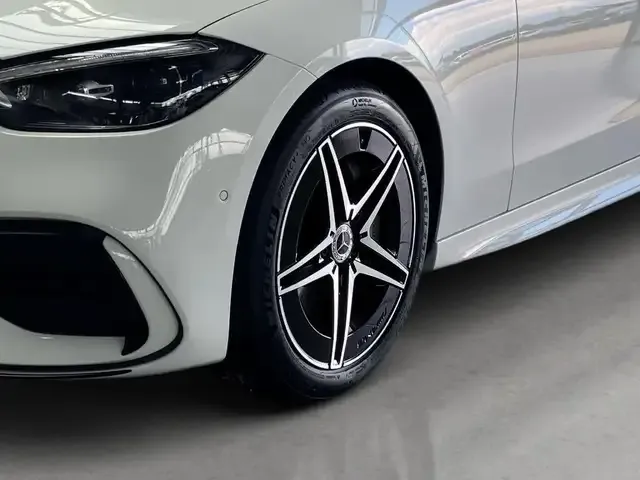 Mercedes-Benz C 400
