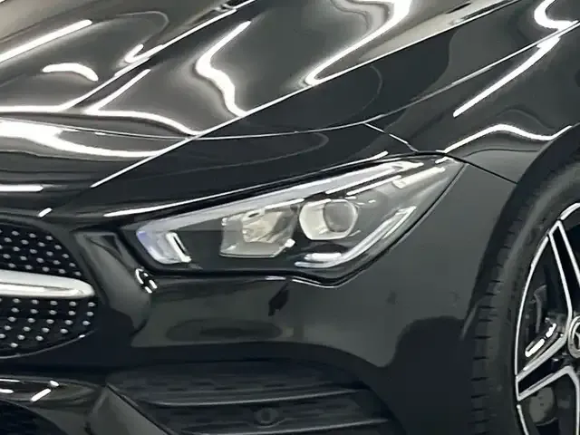 Mercedes-Benz CLA 200