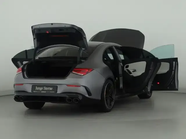 Mercedes-Benz CLA 45 AMG