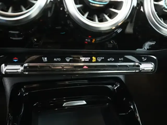 Mercedes-Benz CLA 45 AMG