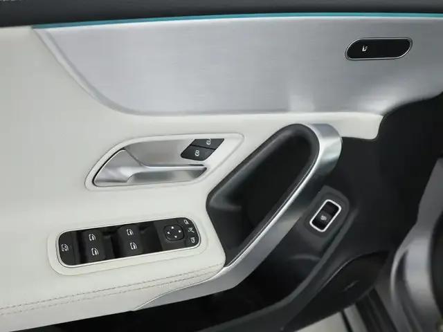 Mercedes-Benz CLA 45 AMG