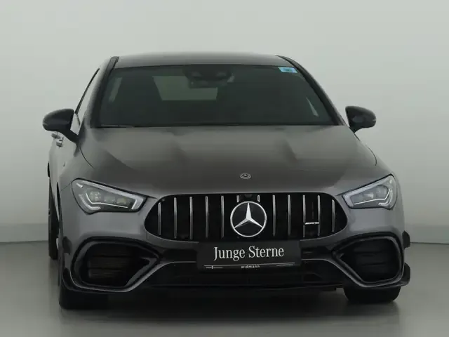 Mercedes-Benz CLA 45 AMG