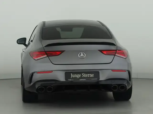 Mercedes-Benz CLA 45 AMG