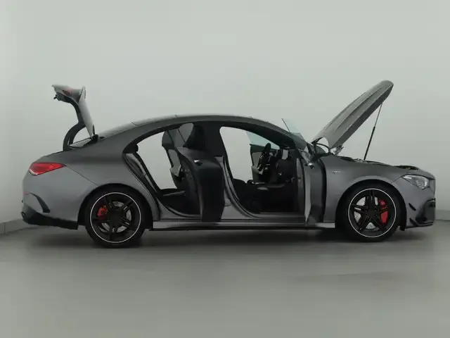 Mercedes-Benz CLA 45 AMG