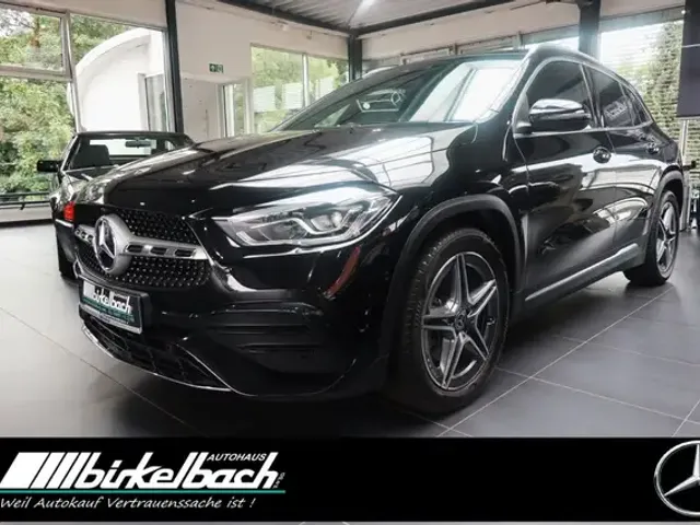 Mercedes-Benz GLA 250
