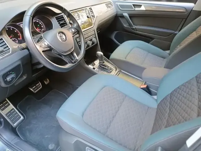 Volkswagen Golf Sportsvan