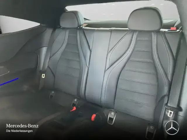 Mercedes-Benz CLE 200