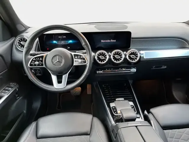 Mercedes-Benz GLB 180