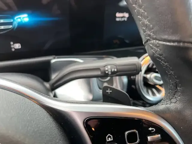 Mercedes-Benz GLB 180