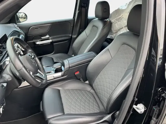 Mercedes-Benz GLB 180