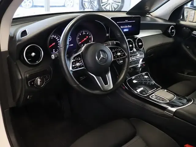 Mercedes-Benz GLC 220