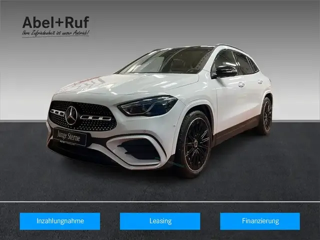 Mercedes-Benz GLA 220
