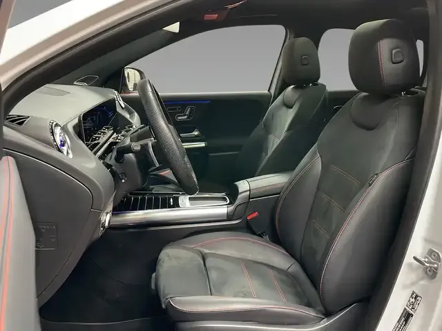 Mercedes-Benz GLA 220